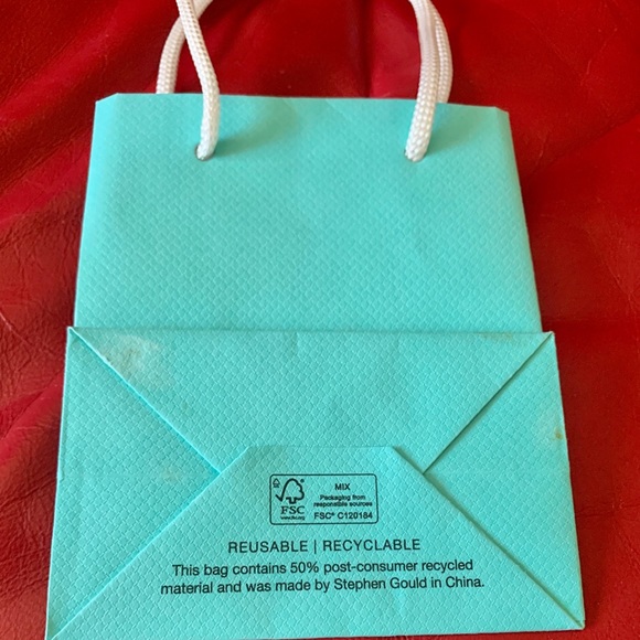 Tiffany and co gift bag - Picture 5 of 5